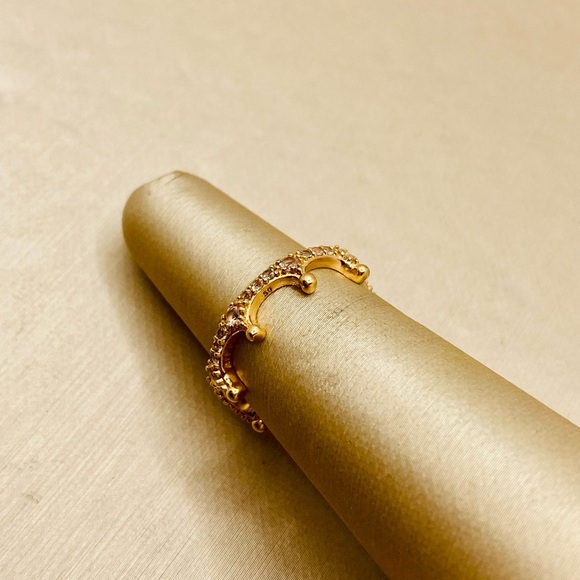 EUC Pandora Pink Sparkling Crown Ring - Picture 4 of 15